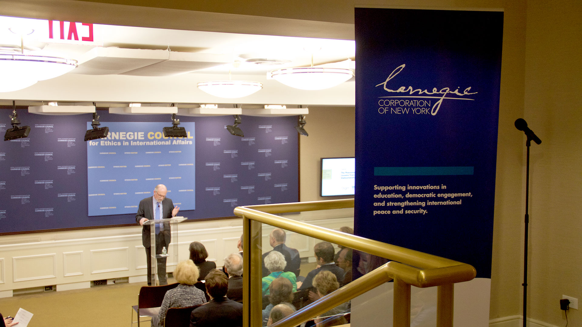 Bruce W. Jentleson led a discussion about his book, The Peacemakers, at the Carnegie Council for Ethics in International Affairs on April 26.