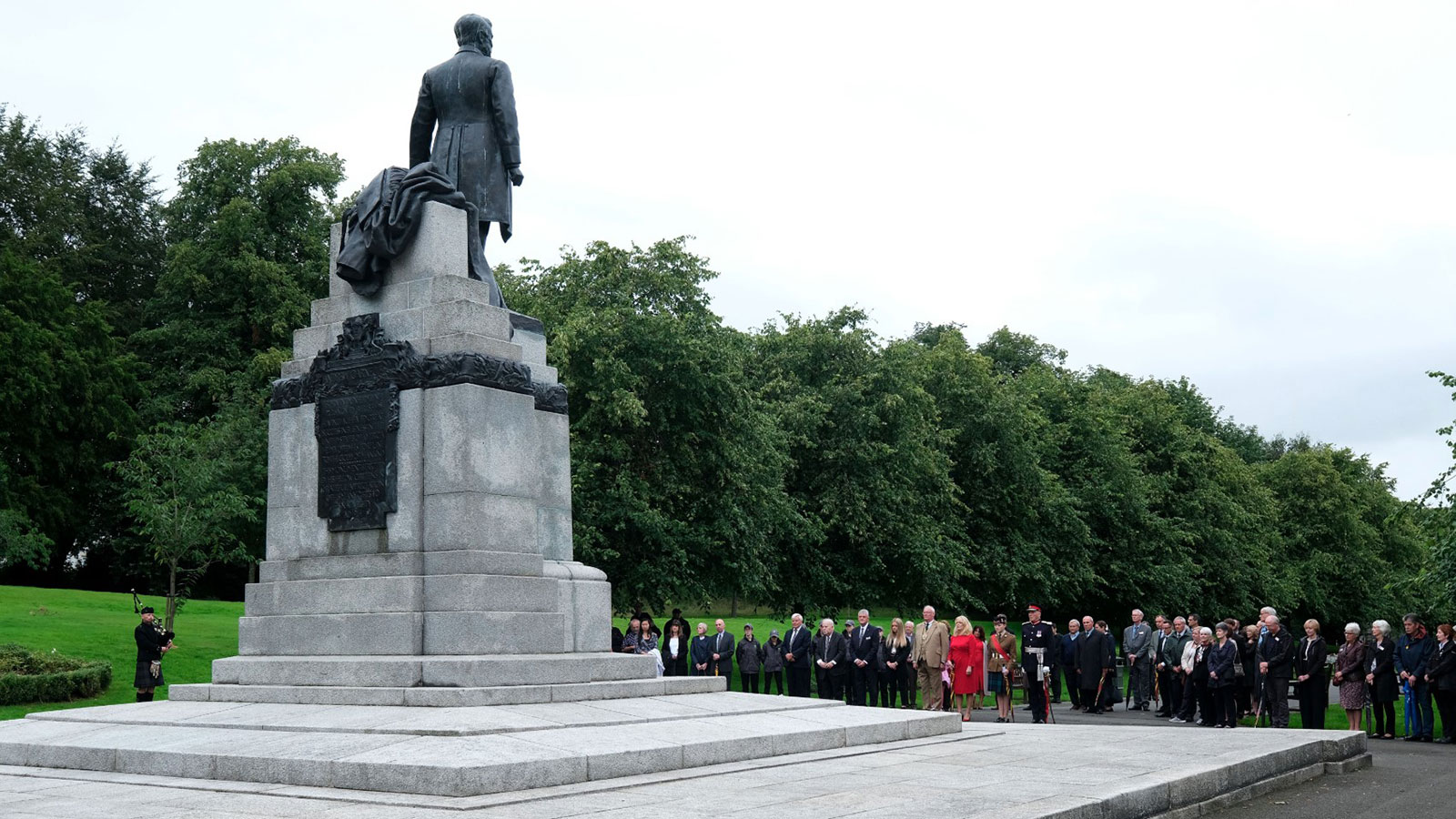 Rev. MaryAnn Rennie speaking at the Aug. 11 wreath-laying ceremony commemorating the centennial of Andrew Carnegie’s death.